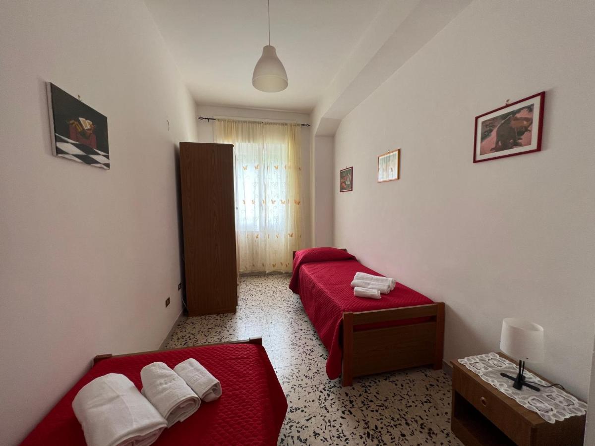 Ferienwohnung Amelia A Mare Paola Exterior foto