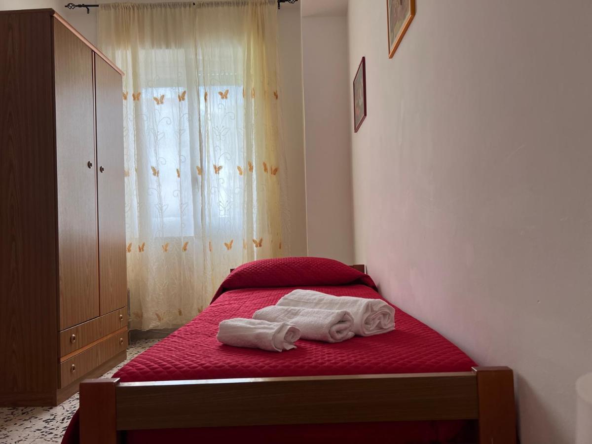Ferienwohnung Amelia A Mare Paola Exterior foto